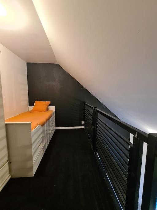 Dans Maison Familiale Avec Jardin A 800m De La Hébergement de vacances *